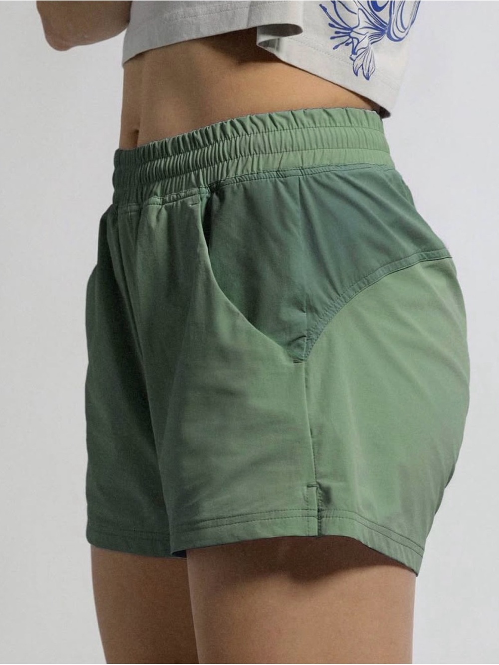 Hitorii Comp Shorts - Medium